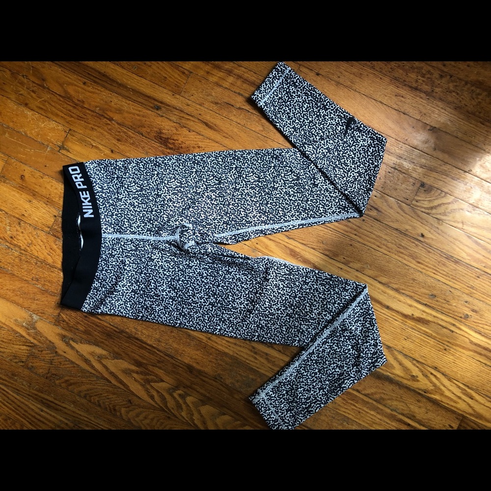 Nike Pro Dri-Fit leggings